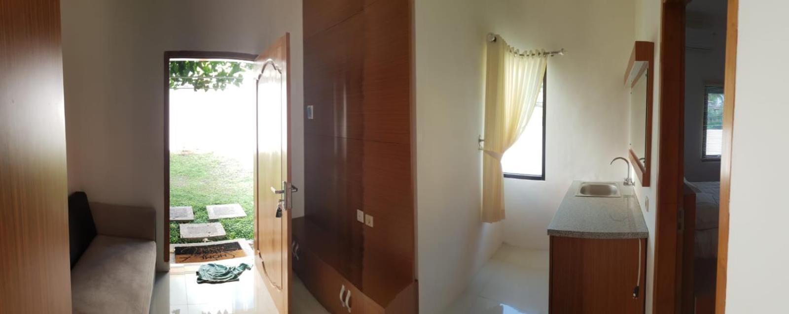 Pool Villa Saung Suluh Purwokerto Buitenkant foto