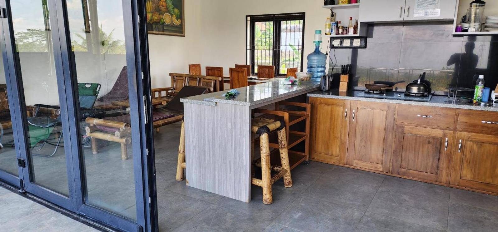 Pool Villa Saung Suluh Purwokerto Buitenkant foto